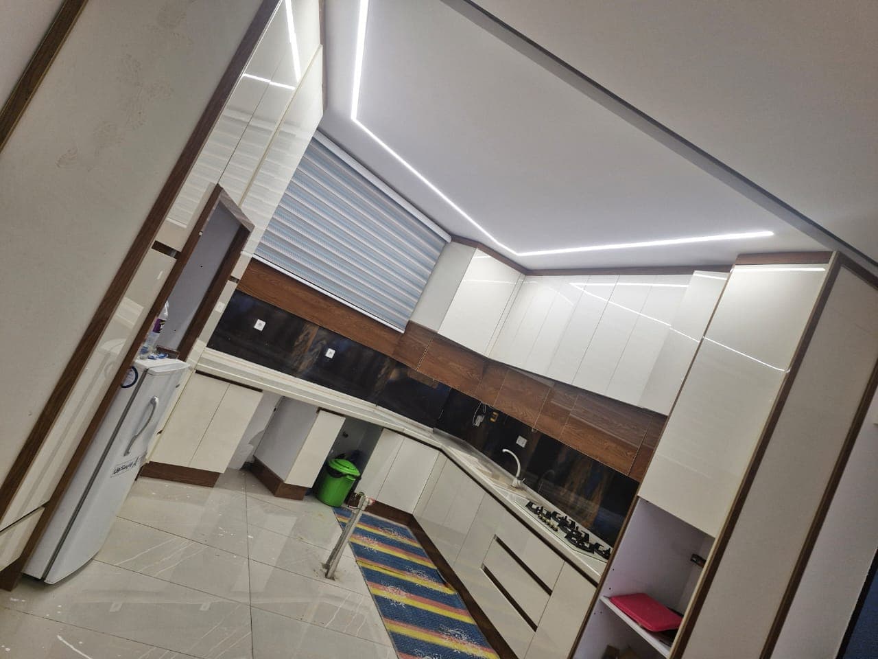 طراحی و نصب کابینت و مصنوعات چوبی تاپس در سیرجان