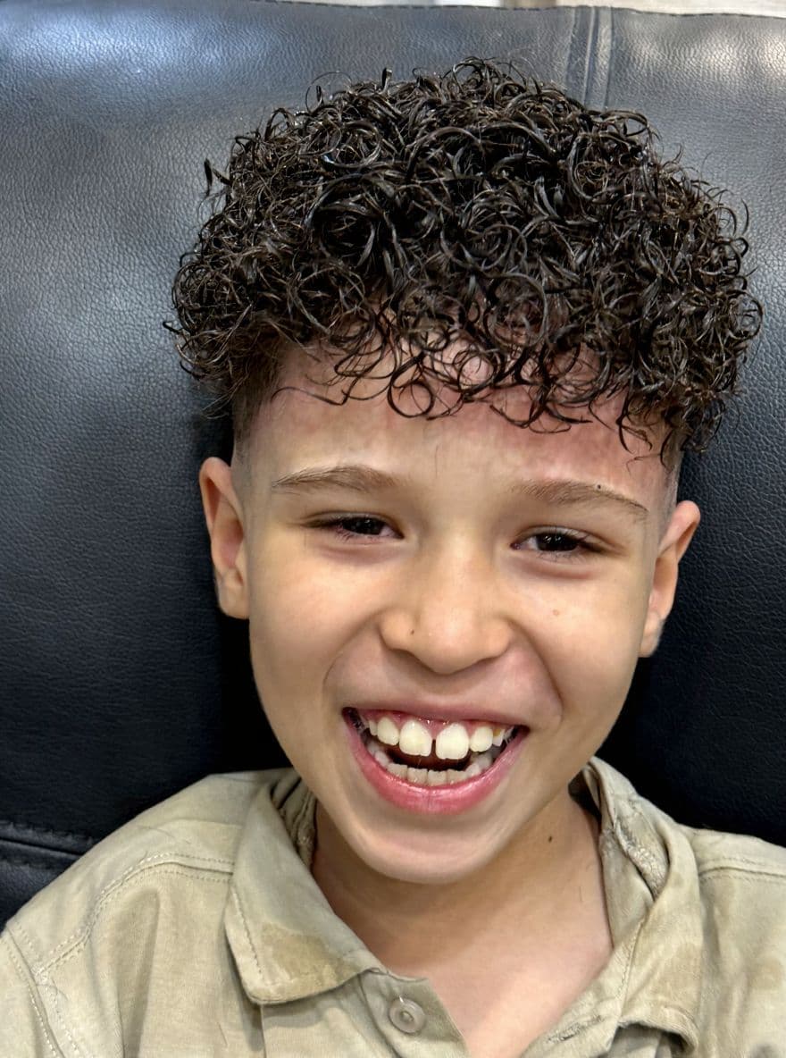 سالن تخصصی فر موی مردانه و کودکان صدری در چهارباغ عباسی اصفهان