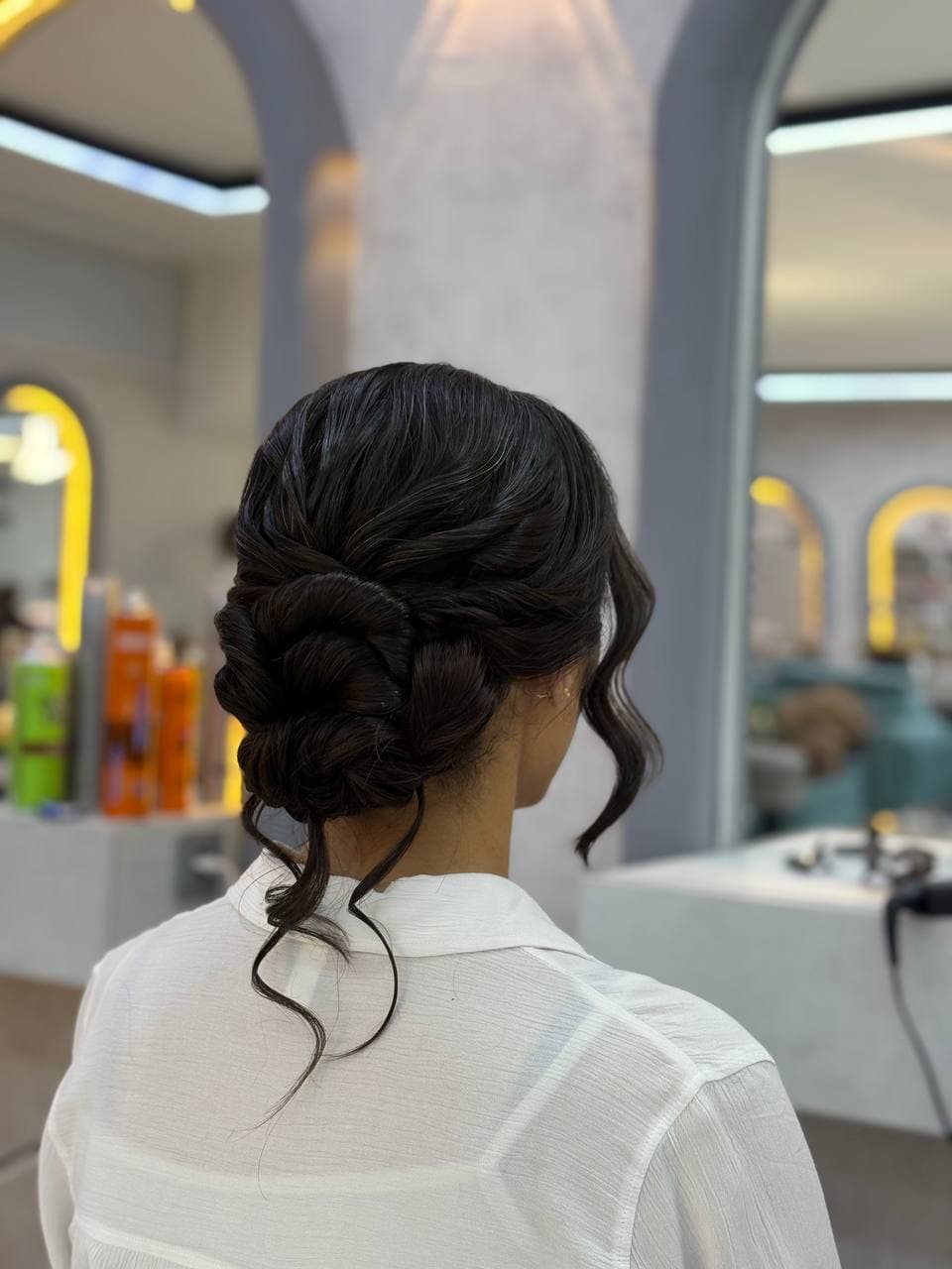 سالن زیبایی vip راز ملکه در میرزاطاهر اصفهان