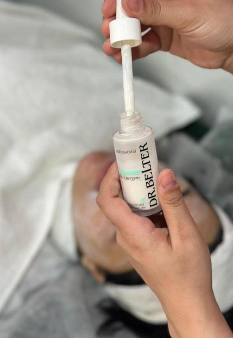 مرکز تخصصی فیشیال پوست فاطمه فخیره در زابل