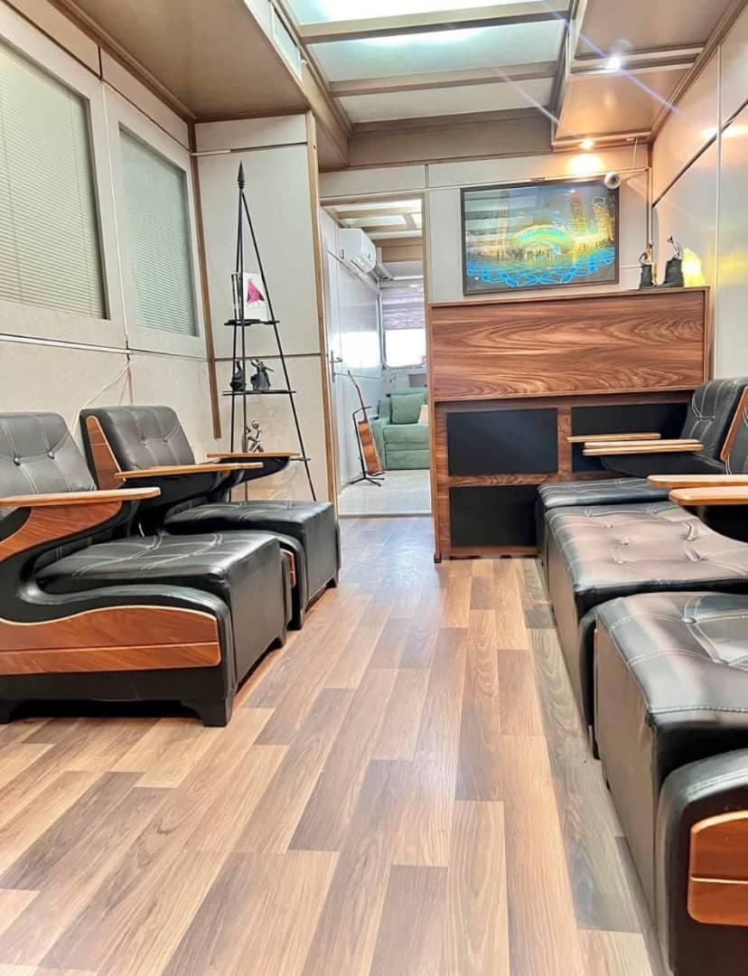 آموزشگاه فنی و حرفه ای ماساژ لیدا رحیمی در اکباتان تهران