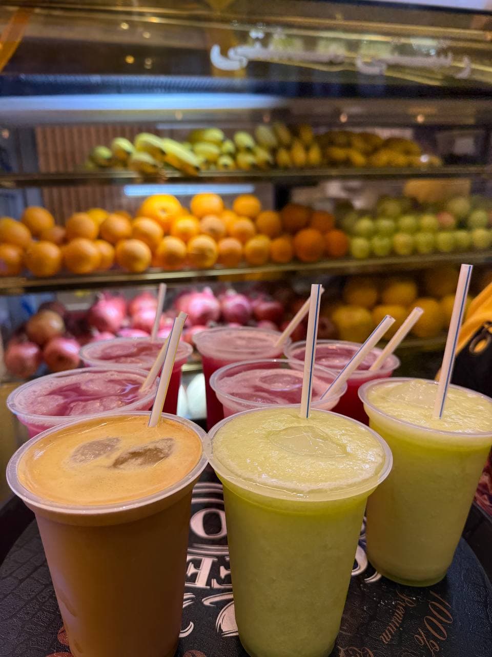 آبمیوه بستنی رشتی مشتی در رشت