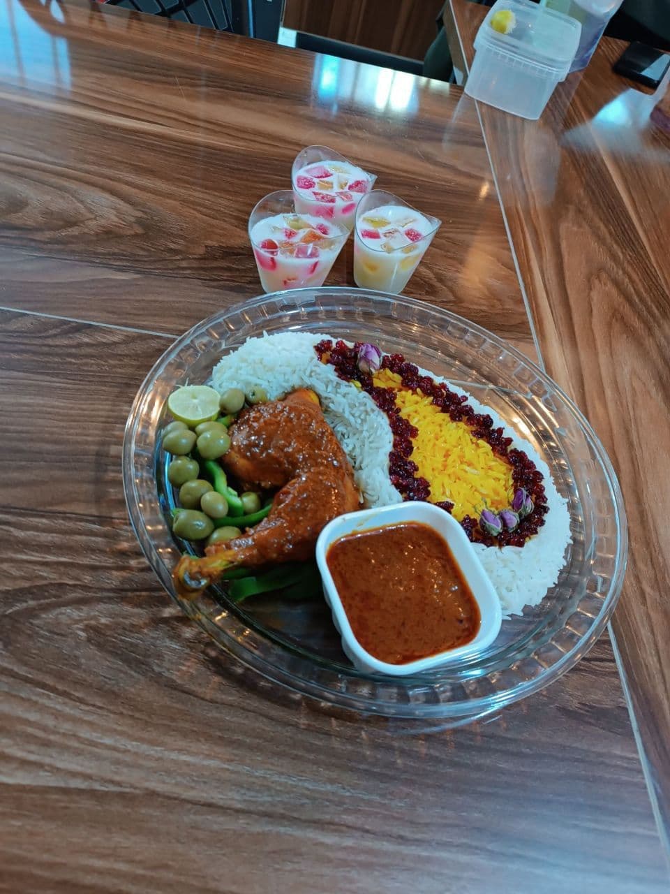 آموزش آشپزی و شیرینی پزی کلبه هنر در کرمانشاه