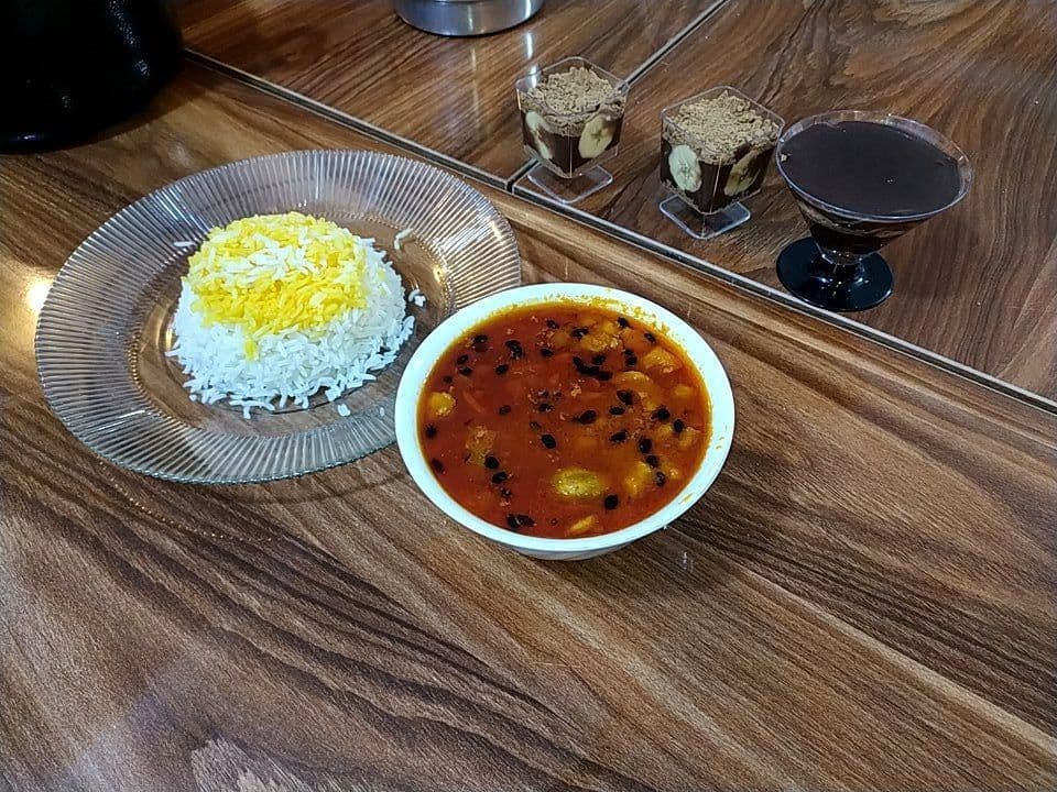 آموزش آشپزی و شیرینی پزی کلبه هنر در کرمانشاه