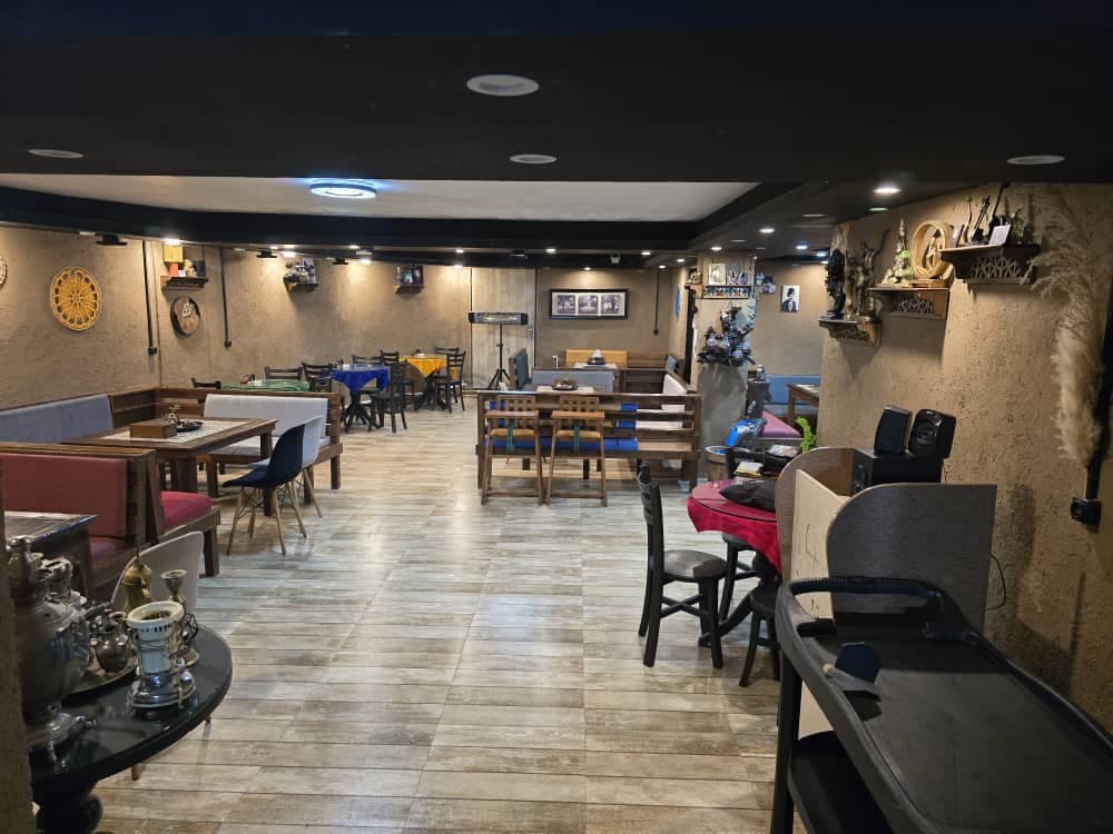 کافه رستوران حاجی زرگرباشی در رشت