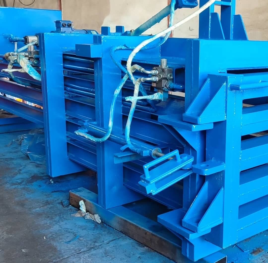 تولید کننده ماشین آلات صنعتی و ساختمانی امیران صنعت در تبریز