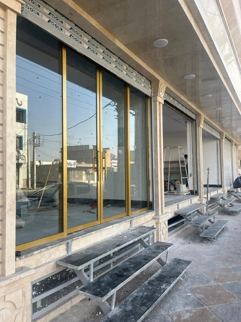 درب اتوماتیک و شیشه سکوریت بنی اسدی در سیرجان