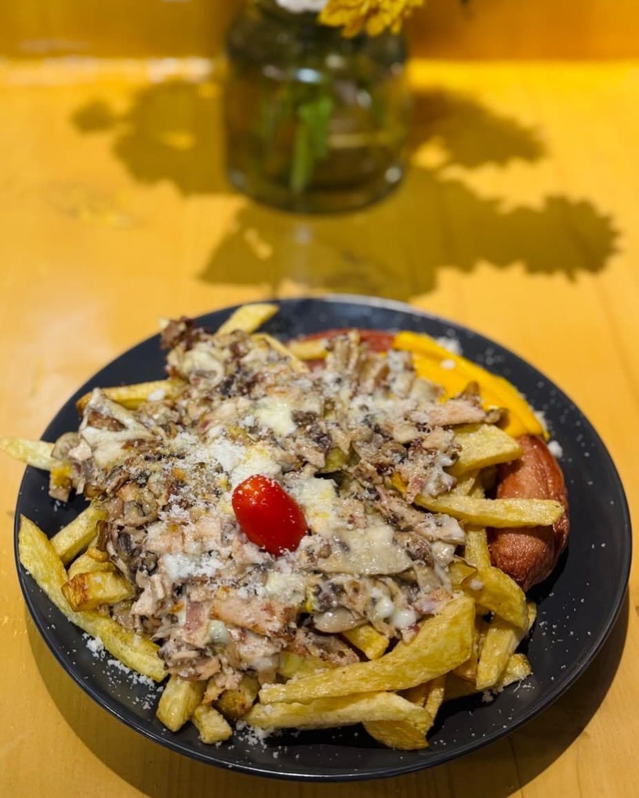 کافه مرلین در لاهیجان