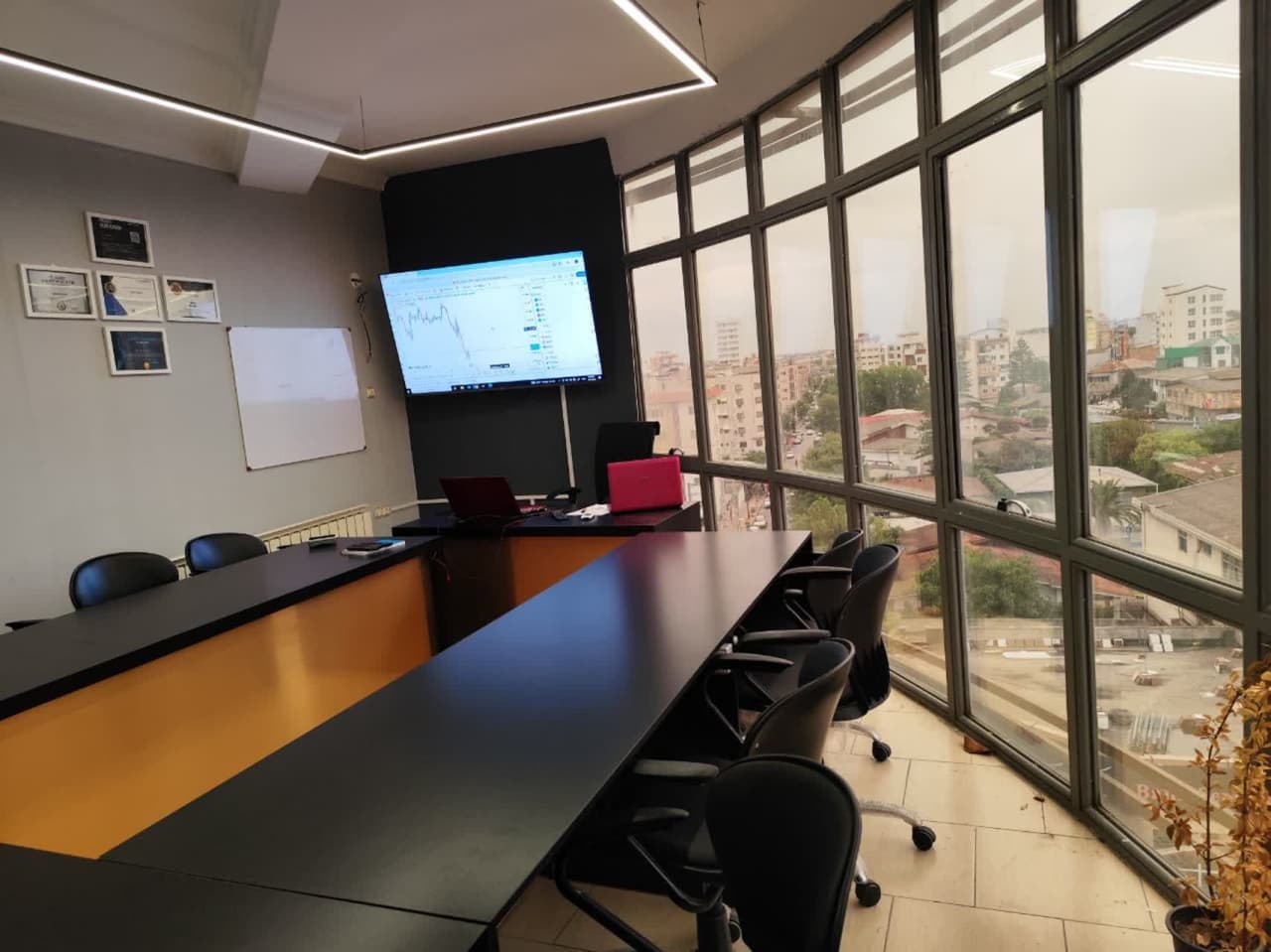 آموزش فارکس و ارز دیجیتال تجارت فارکس رجایی بابلسر