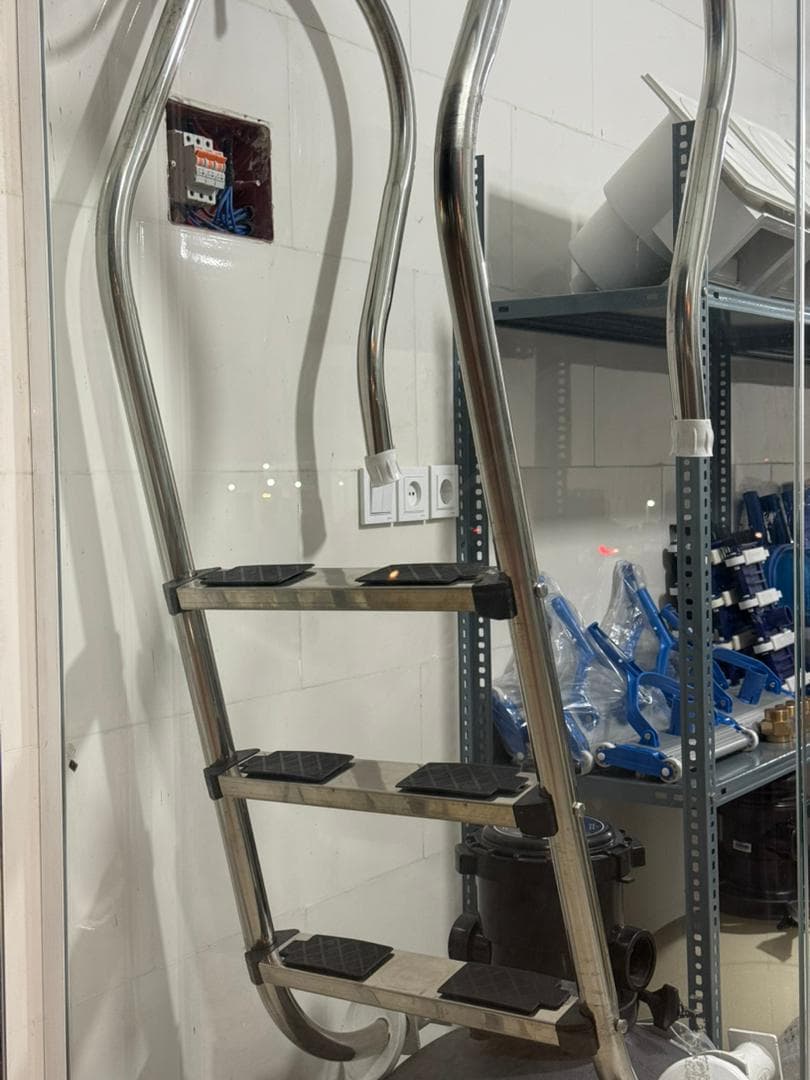 فروش لوازم استخر و اجرای تصفیه خانه استخرسازان هیبتی در بندرعباس