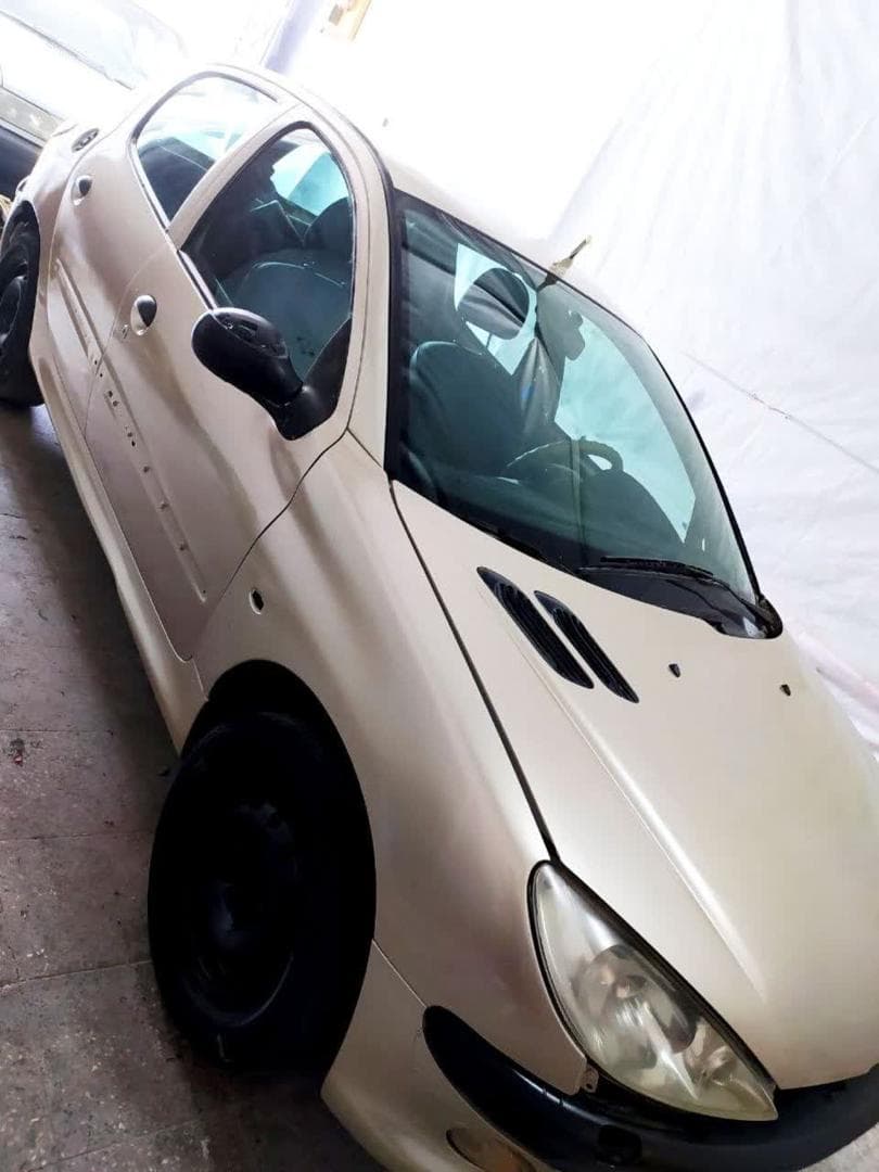 صافکاری و نقاشی اتومبیل علی در یزد