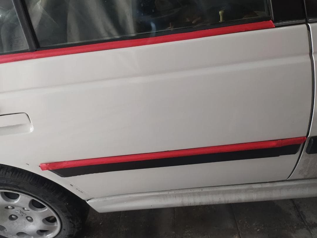 صافکاری و نقاشی اتومبیل علی در یزد