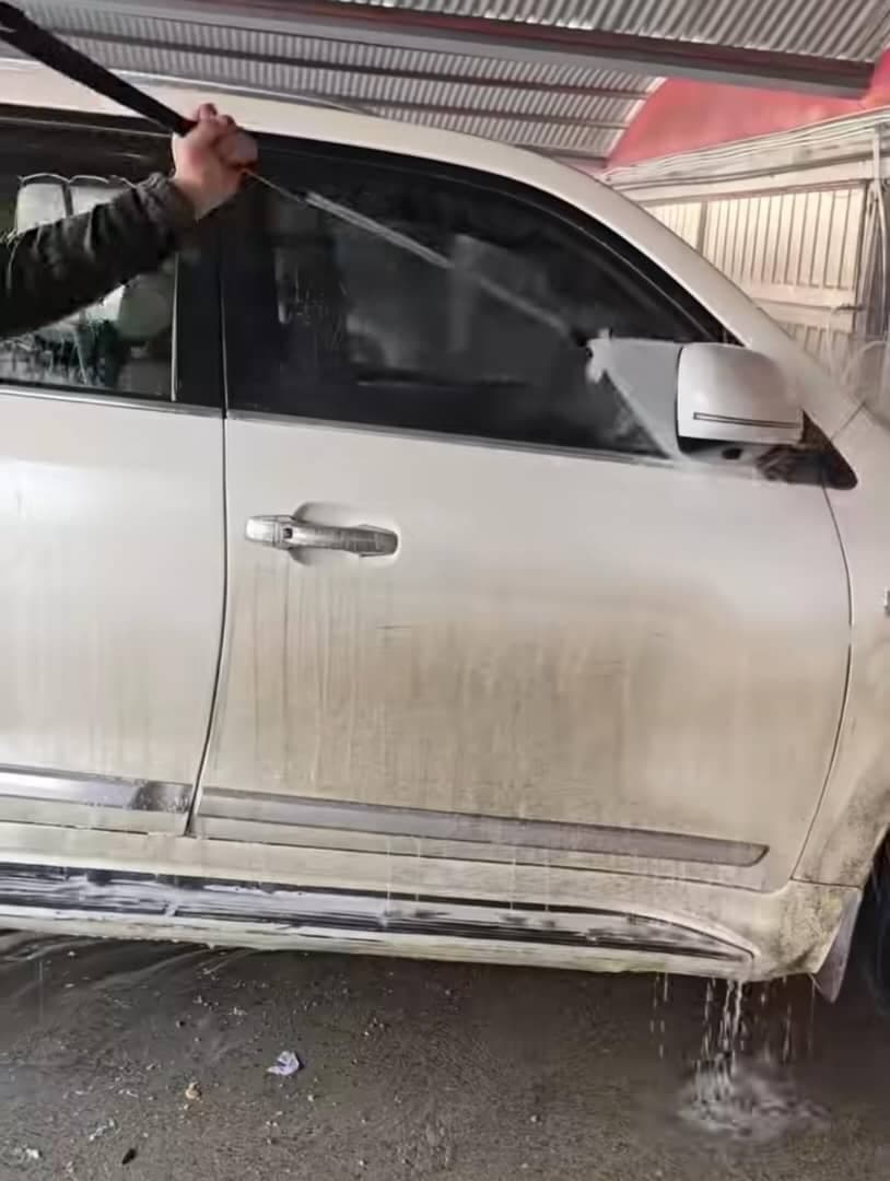 کارواش نانو و صفرشویی خودرو نگین شهر کاشان