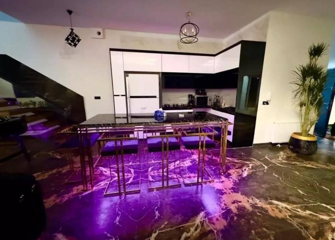 اجاره ویلا باغ استخردار بمدیریت آقای زیبایی در ابریشم محله رامسر