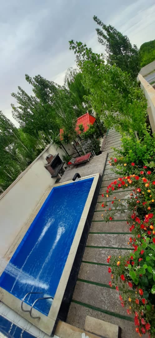 اجاره ویلا باغ رضایی در کرج