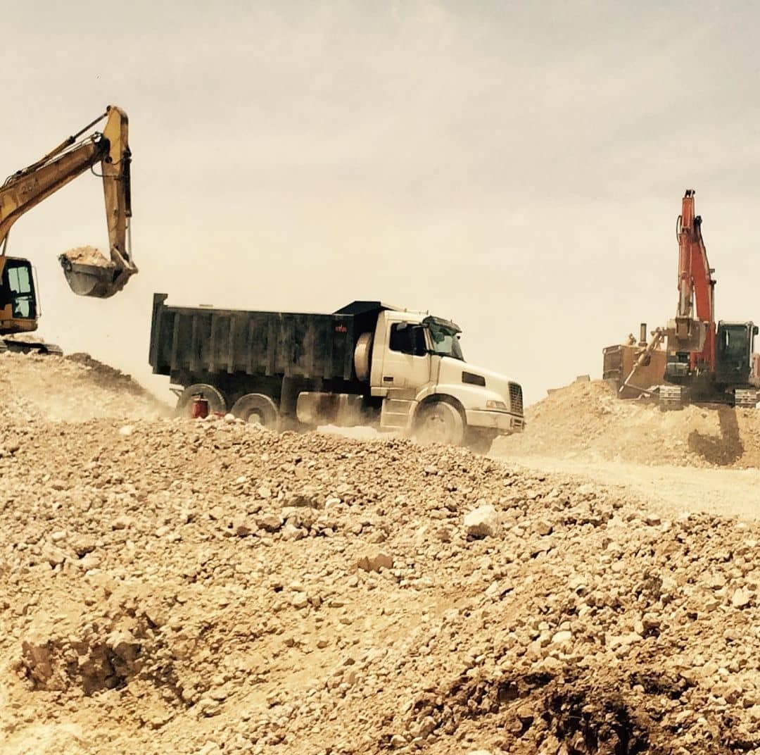 تخریب و خاکبرداری گروه پیمانکاری غلامی در شمال تهران