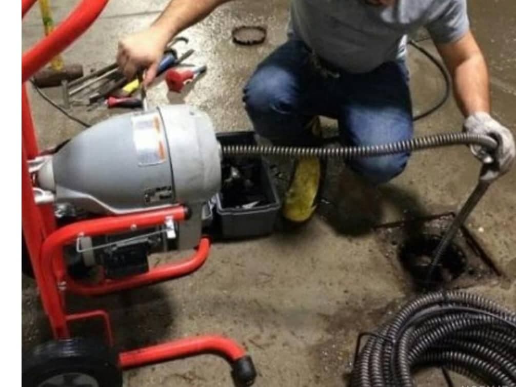 لوله بازکنی و نشت یابی شبانه روزی همسایه در رشت