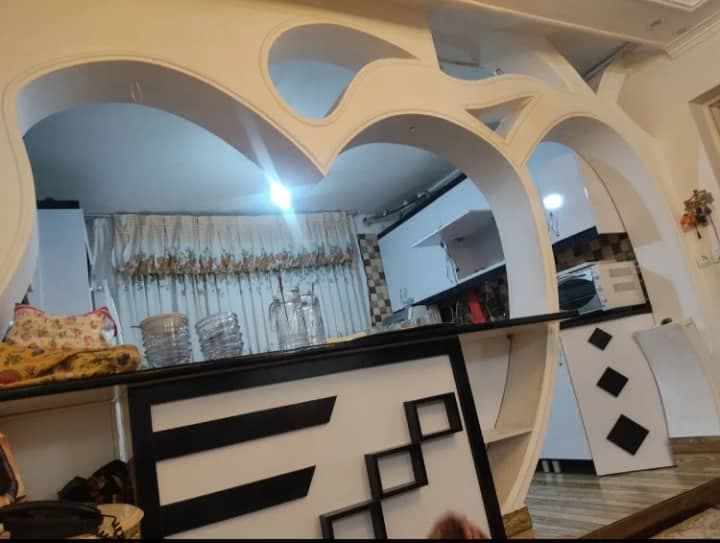 گچ بری و کاشی کاری اسماعیل نادری در رباط کریم