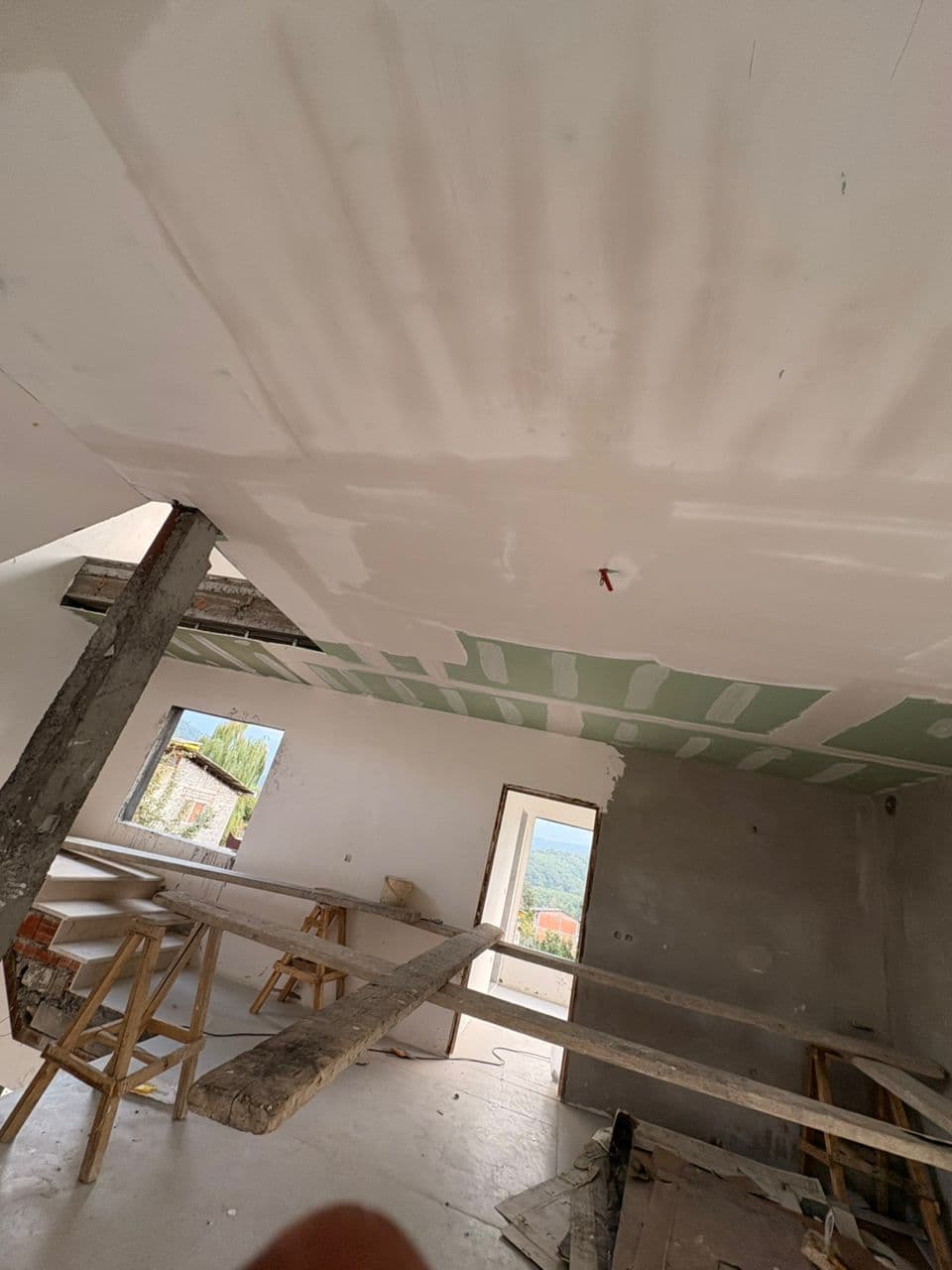 گروه تخصصی رنگ و رزین چراتی در بابلسر