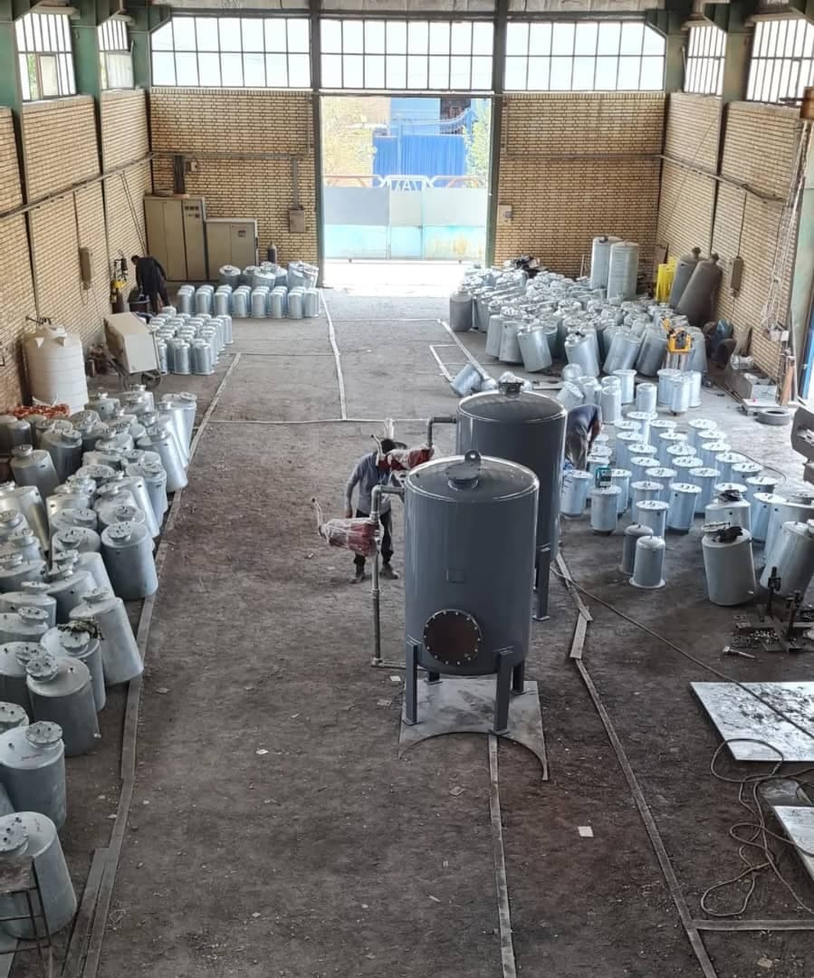 ساخت تانکر ذخیره آب و سوخت سیمین مبدل در شمس آباد تهران