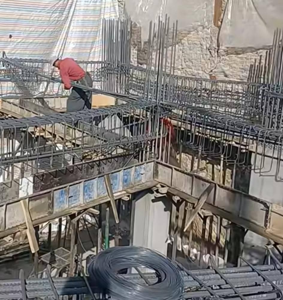 پیمانکاری راه سازی مسعود جوزی در قشم