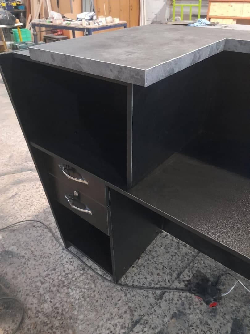 ساخت کانتر های اداری و سرویس های پذیرش نیک چوب در شیراز