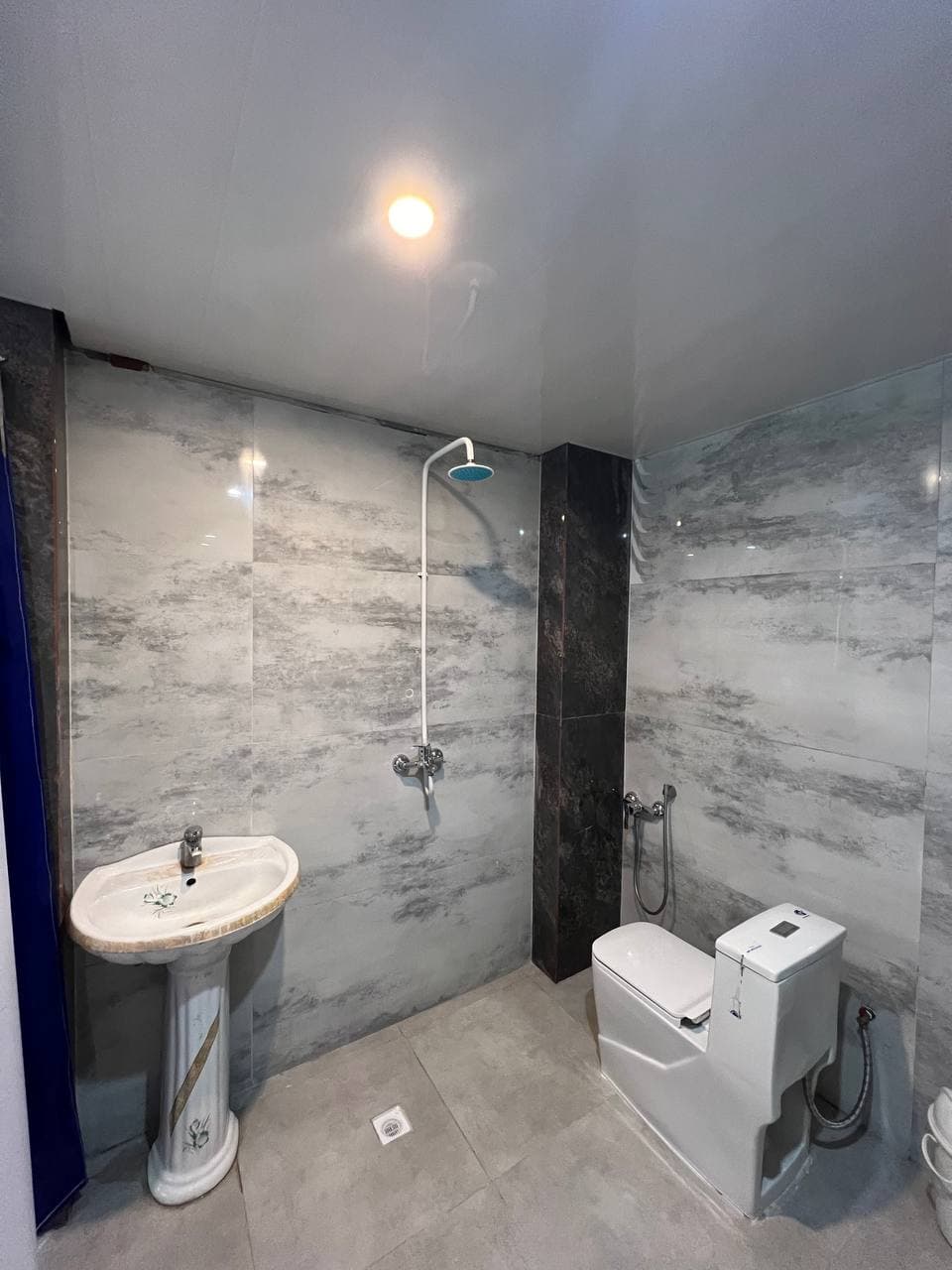 اجاره ویلا شبانه روزی فردین در باغ بهادران