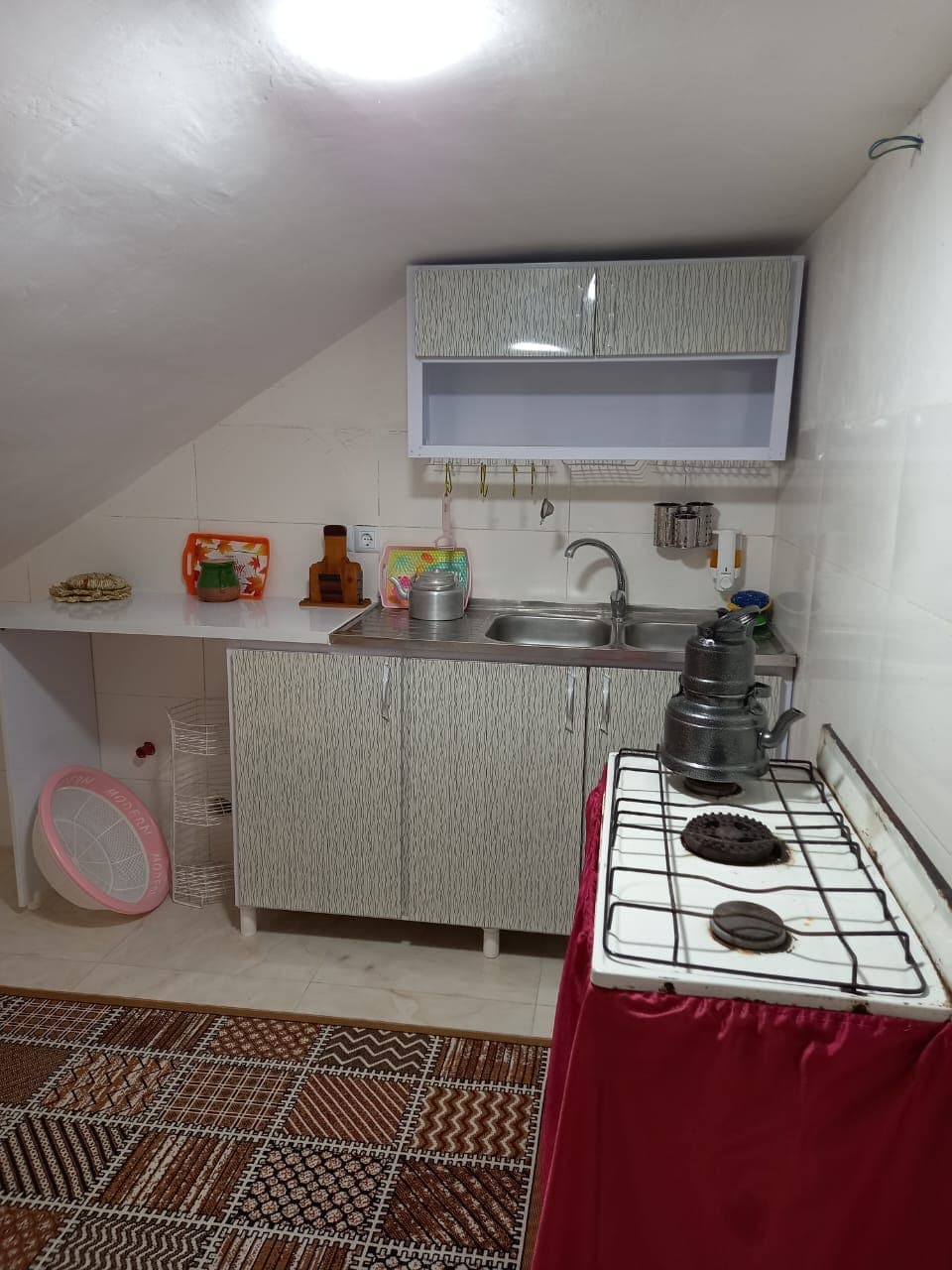 اقامتگاه سنتی مادربزرگ روستای دستخط محله چماچا شفت