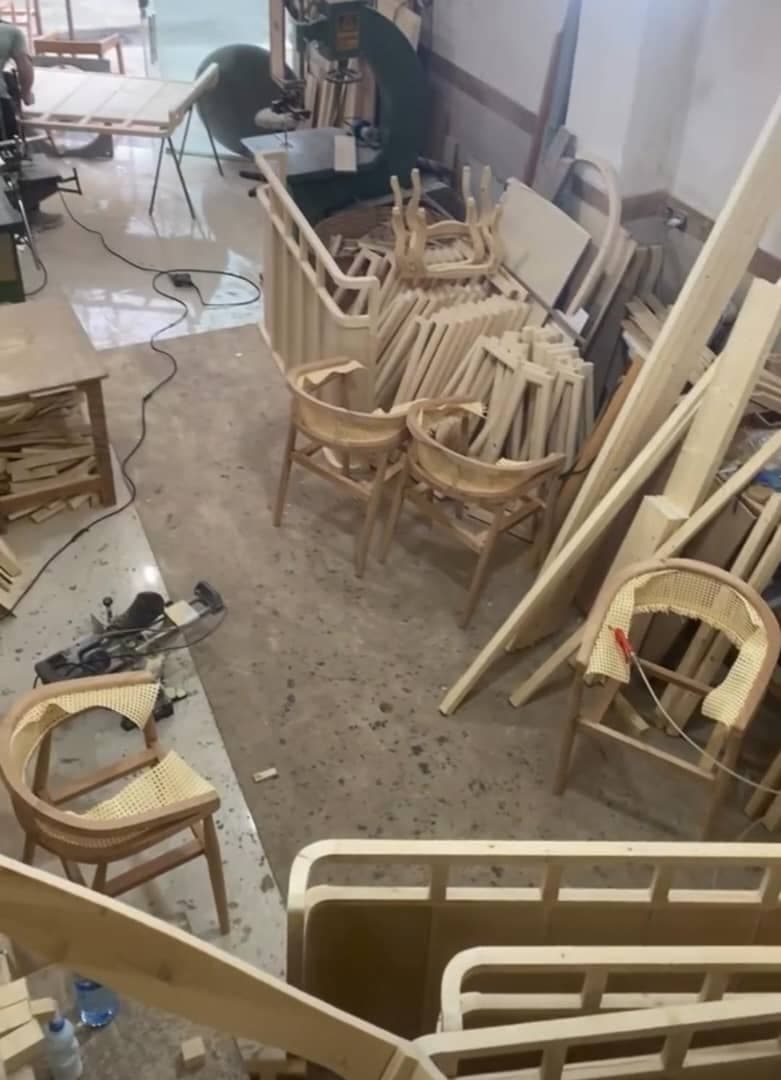 تولید و بازسازی مبلمان مدل پینترسی کیافر در چالوس