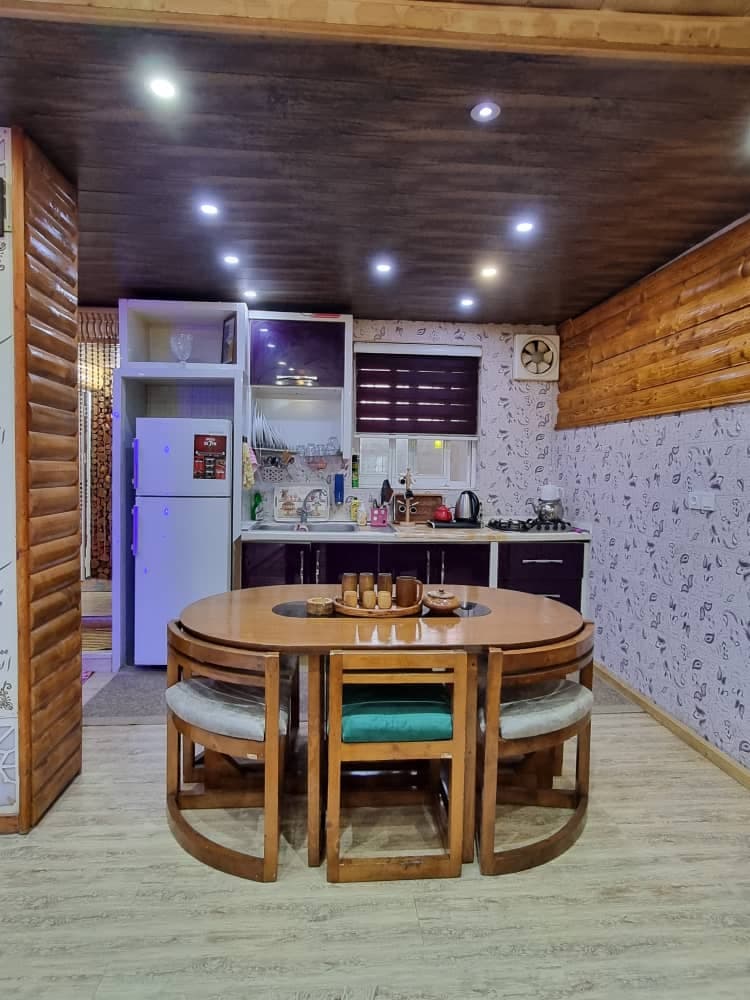 اجاره ویلای ساحلی دوخوابه بمدیریت آقای حسینی در فریدون کنار