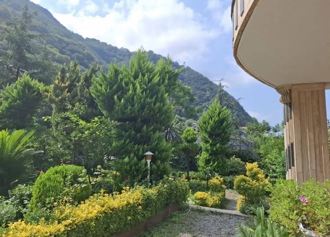 اجاره باغ ویلا کوهپایه و روبروی جنگل بمدیریت خانم باقری در رامسر