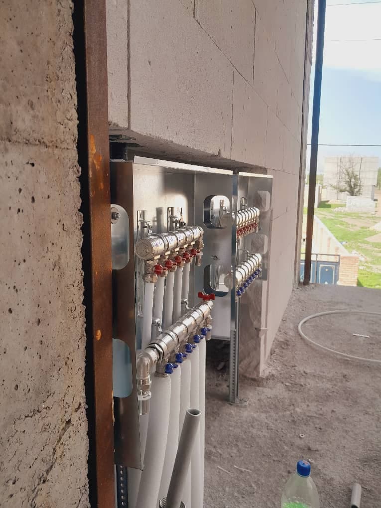 اجرای تجهیزات استخر و جکوزی استخر سازان خورشیدی در تبریز