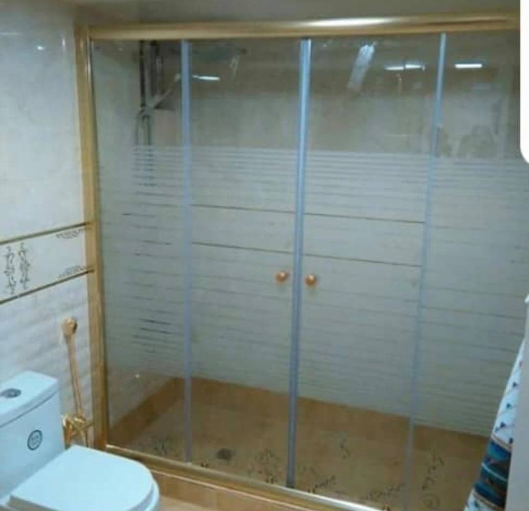 ساخت اجرا و نصب بالکن شیشه ای و تاشو و اسلایدینگ مکث در شیراز