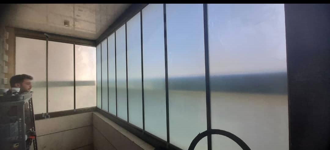 ساخت اجرا و نصب بالکن شیشه ای و تاشو و اسلایدینگ مکث در شیراز