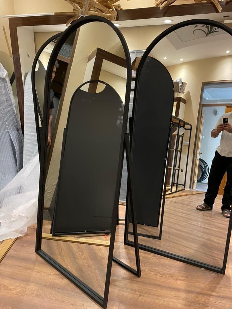 پخش و فروش رگال مانکن و چوب لباسی و تجهیزات فروشگاهی علیزاده در تبریز