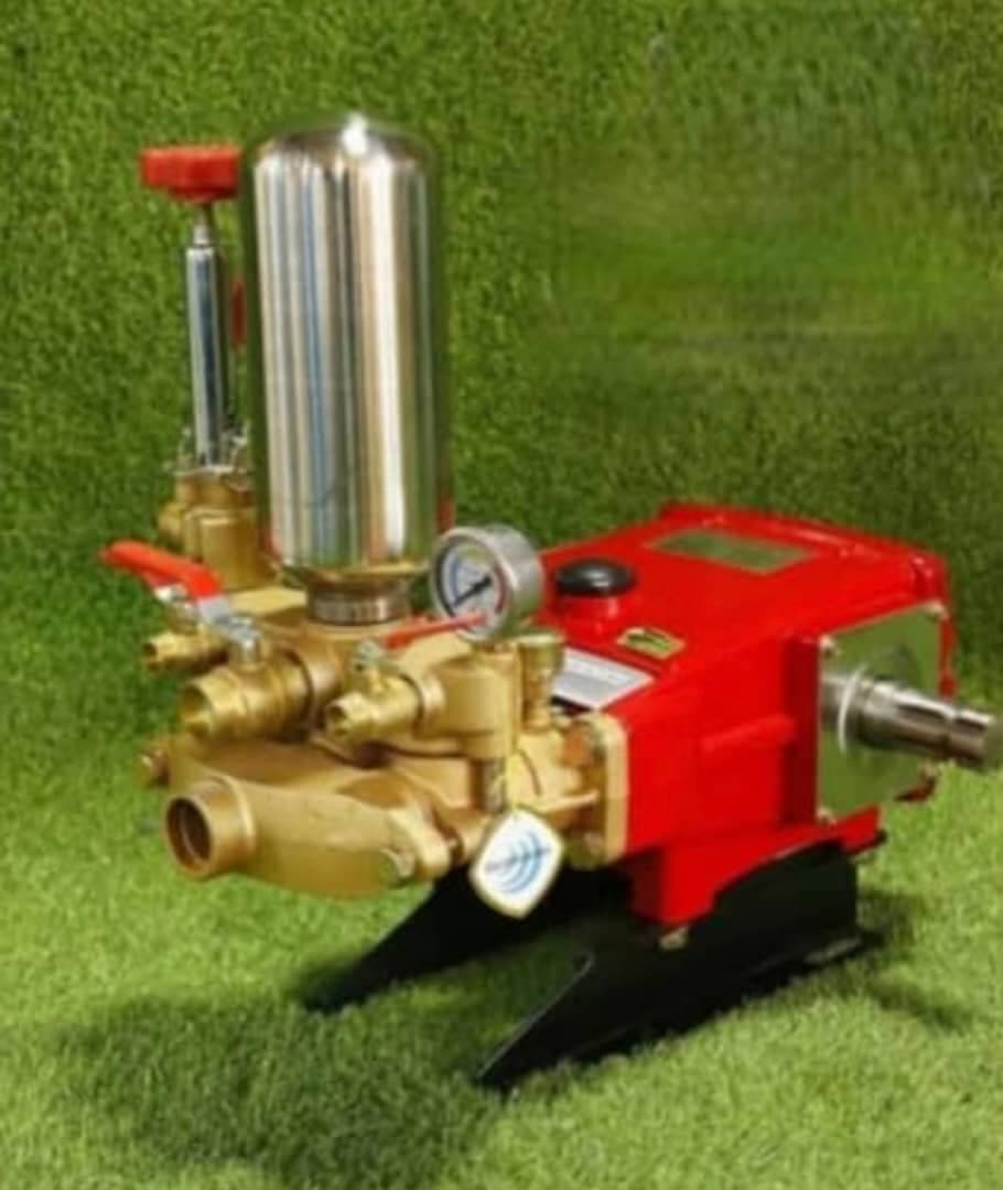 فروشگاه ادوات کشاورزی برادران کرمی پور در رفسنجان