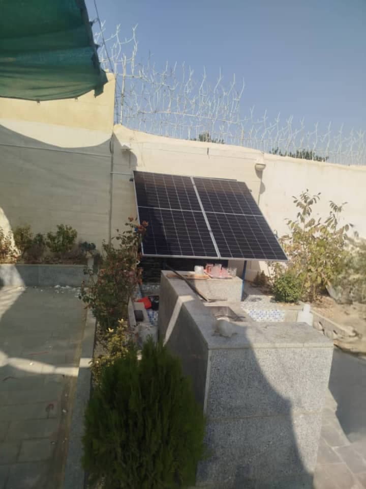 فروش و نصب پمپ آب و برق خورشیدی پارت انرژی در جیرفت کرمان