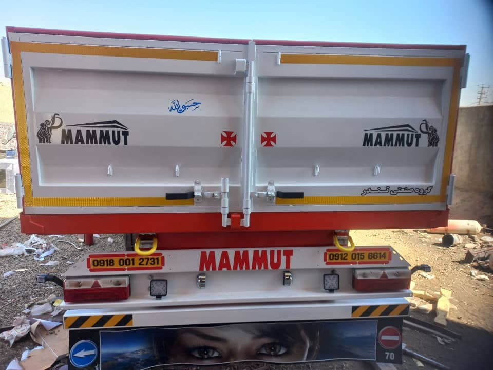 سازنده تریلی سه محور تریلی سازی تندر صنعت در همدان