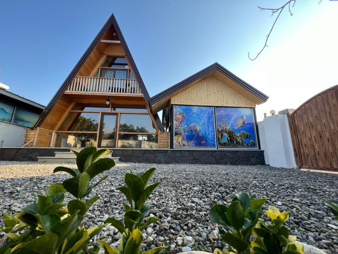 اجاره ویلا دوبلکس چوبی سوئیسی استخردار سهیل رامسر