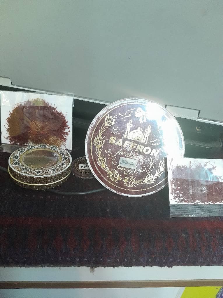 فروش آنلاین زعفران حاجی زعفرون در انزلی