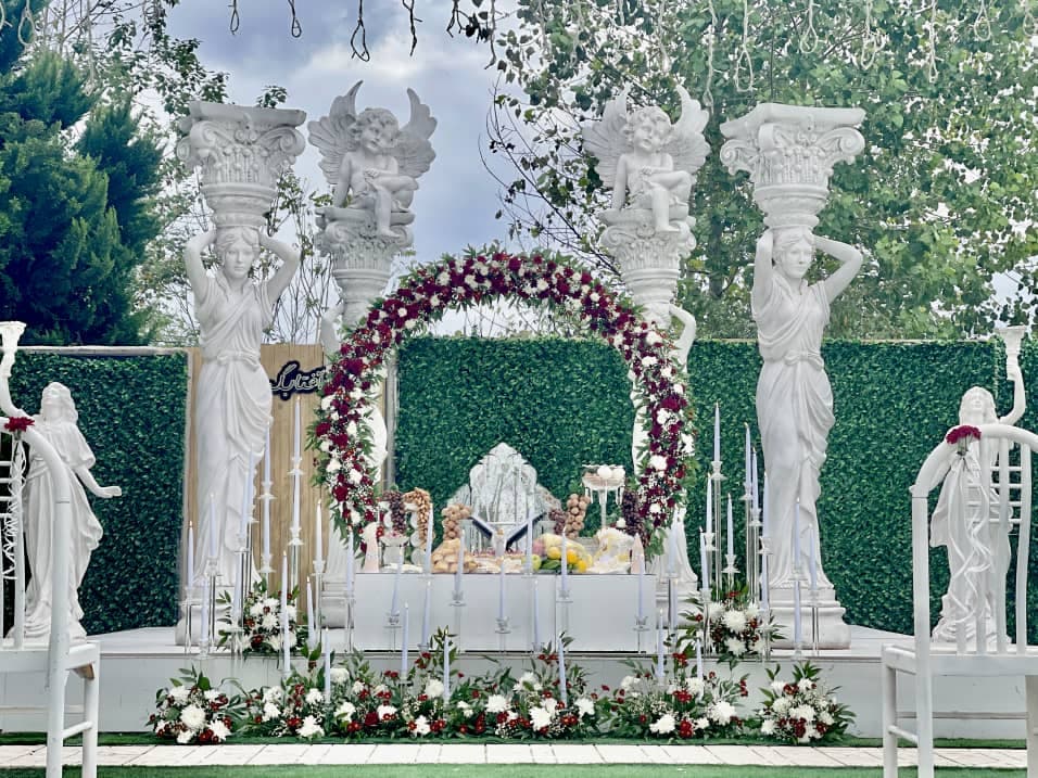 تالار عروسی و پذیرایی آفتابگردون در سنگر رشت