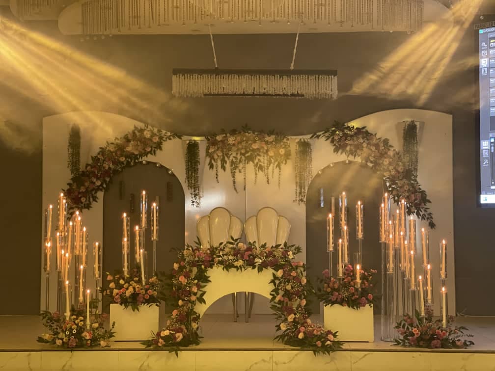 تالار عروسی و پذیرایی آفتابگردون در سنگر رشت