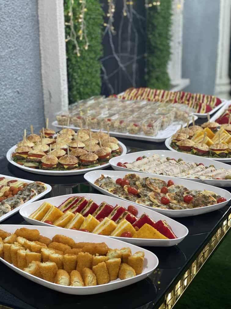 تالار عروسی و پذیرایی آفتابگردون در سنگر رشت