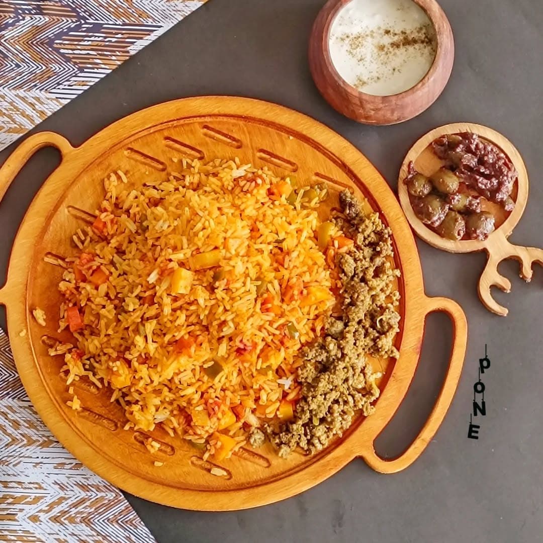 سفارش غذای مراسم پونه در زنجان