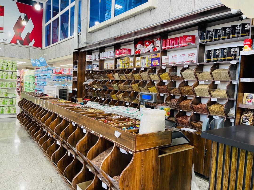 هایپر مارکت شوکا حیدری در کرمانشاه