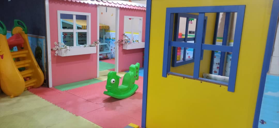 خانه بازی آبرنگ در شیراز