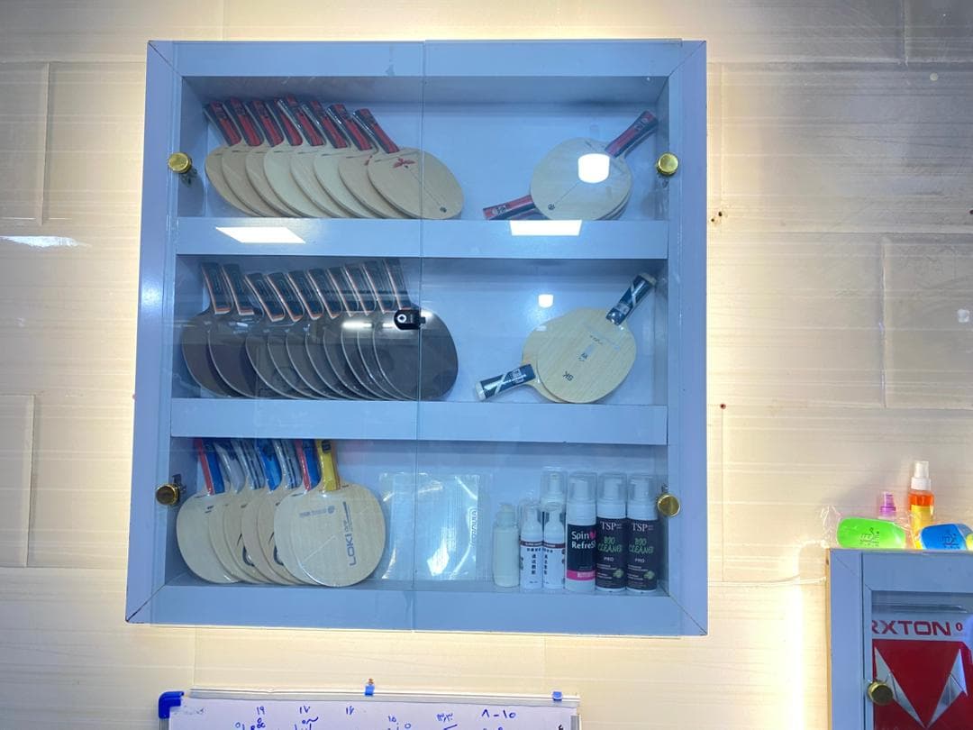 آکادمی پینگ پنگ توپ و تور در مشهد