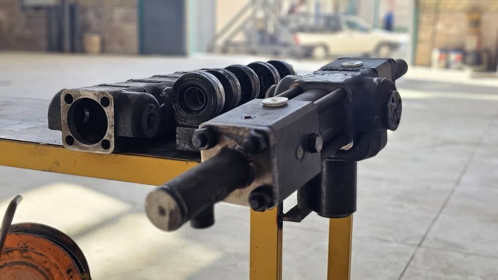 نمایندگی تولید و فروش پمپ بتن و میکسر بتن بلوچ هیدرو در زاهدان