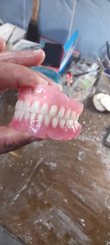 دندانسازی سپید در لاهیجان