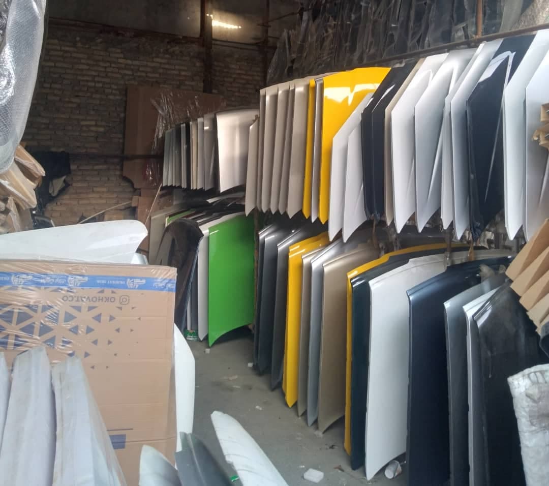 پخش قطعات رنگ کوره ای ماشین عرفان در میدان راه آهن تهران